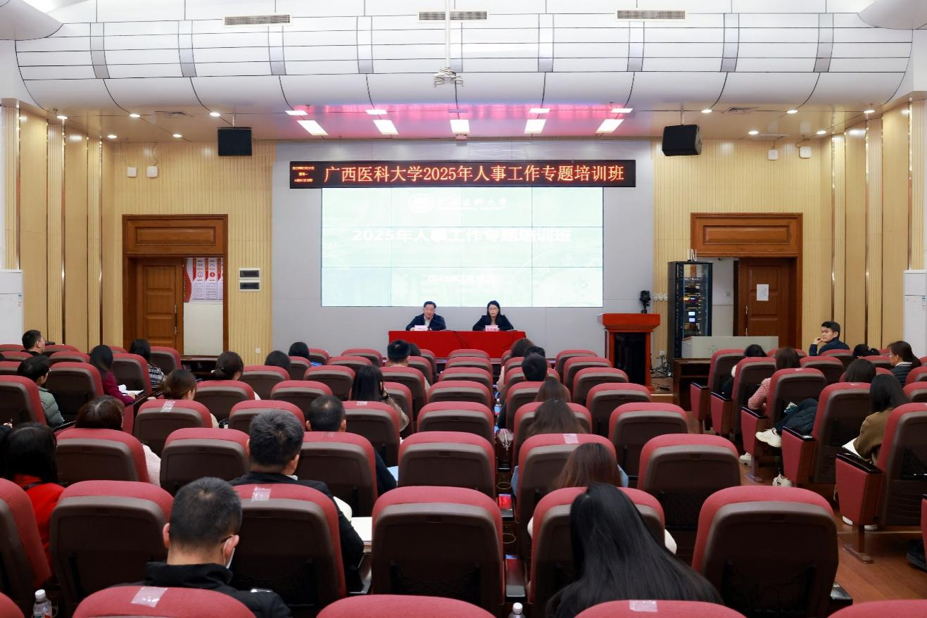 1.png 英国上市公司365